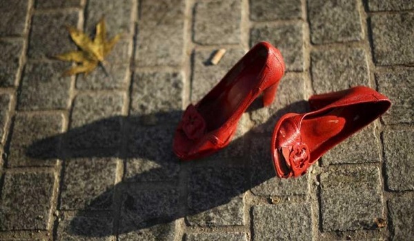 Έγκλημα Κηφισιά: Δεν ήταν οικογενειακή τραγωδία, είναι γυναικοκτονία