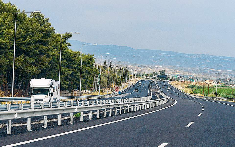 Διαλύθηκαν 4 εργολαβίες – Ολοταχώς για την Ολυμπία Οδό το Πάτρα Πύργος