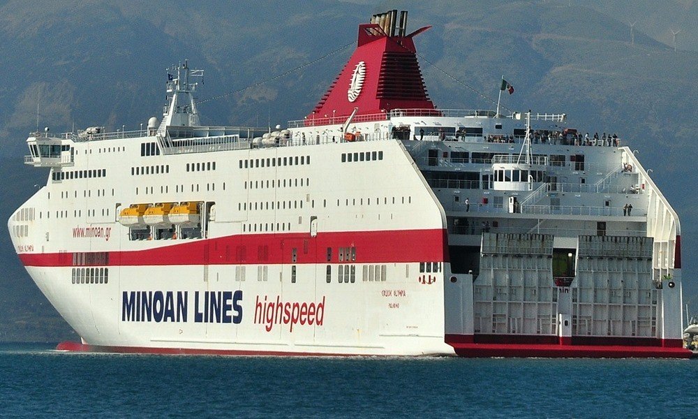 Επαναπατρίζονται 244 Ελληνες με το Cruise Olympia των Μινωικών Γραμμών