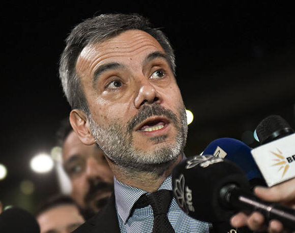 Ζέρβας: Αν συνεχιστεί ο συνωστισμός στην Νέα Παραλία Θεσσαλονίκης θα αναγκαστούμε να την κλείσουμε