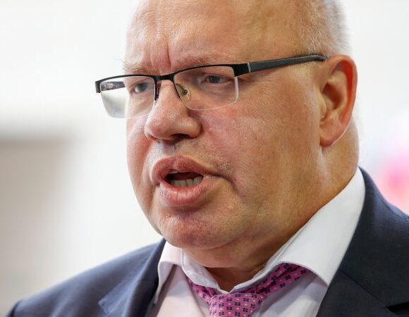 Η Γερμανία θα μπλοκάρει της διεθνείς εξαγορές για να αποφύγει το ξεπούλημα της οικονομίας της