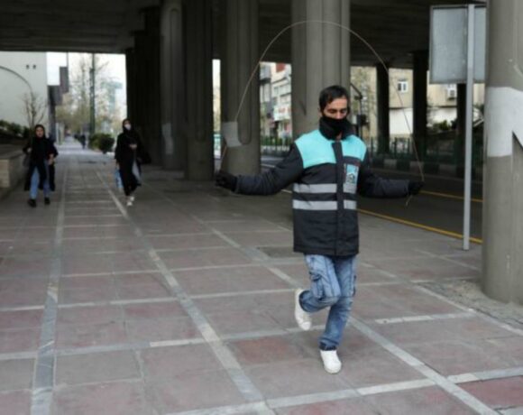 Κοροναϊός – Ιράν : 121 νέοι θάνατοι – Νέες κυβερνητικές δηλώσεις