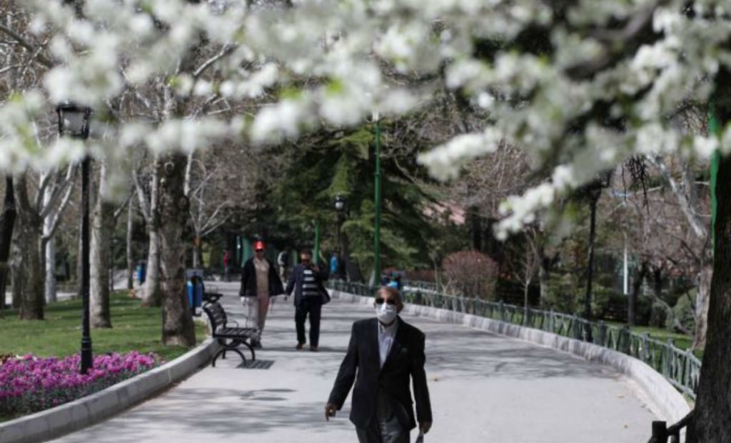 Κοροναϊός – Ιράν : Χιλιάδες τα νέα κρούσματα – 117 νέοι θάνατοι
