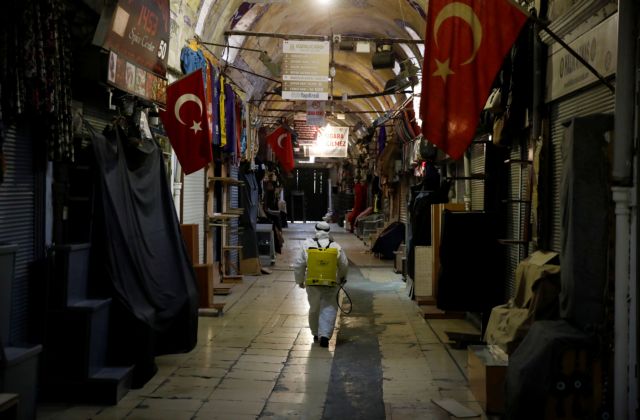 Κοροναϊός : Κόκκινος συναγερμός και στην Τουρκία – Σε καραντίνα 39 κατοικημένες περιοχές