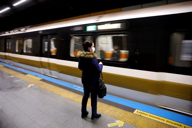 Κοροναϊός : Περιορισμός μετακινήσεων στην Τουρκία – Δραστικότερα μέτρα ζητά η αντιπολίτευση