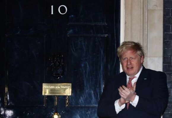 Κοροναϊός : Χτύπησε την ηγεσία της Βρετανίας – Τζόνσον, Χάνκοκ, Κάρολος μεταξύ των 11