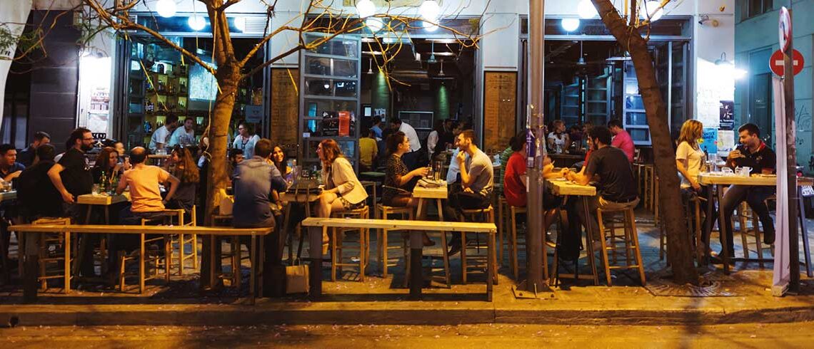 Κορωνοϊός: Πότε θα επιστρέψουμε στην κανονικότητα – Τα τέσσερα σενάρια