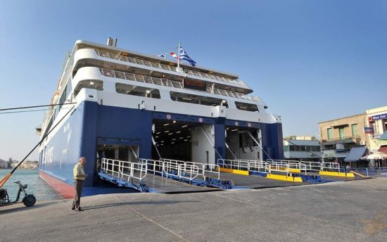 Μείωση του αριθμού των πληρωμάτων ζητούν οι Ακτοπλόοι