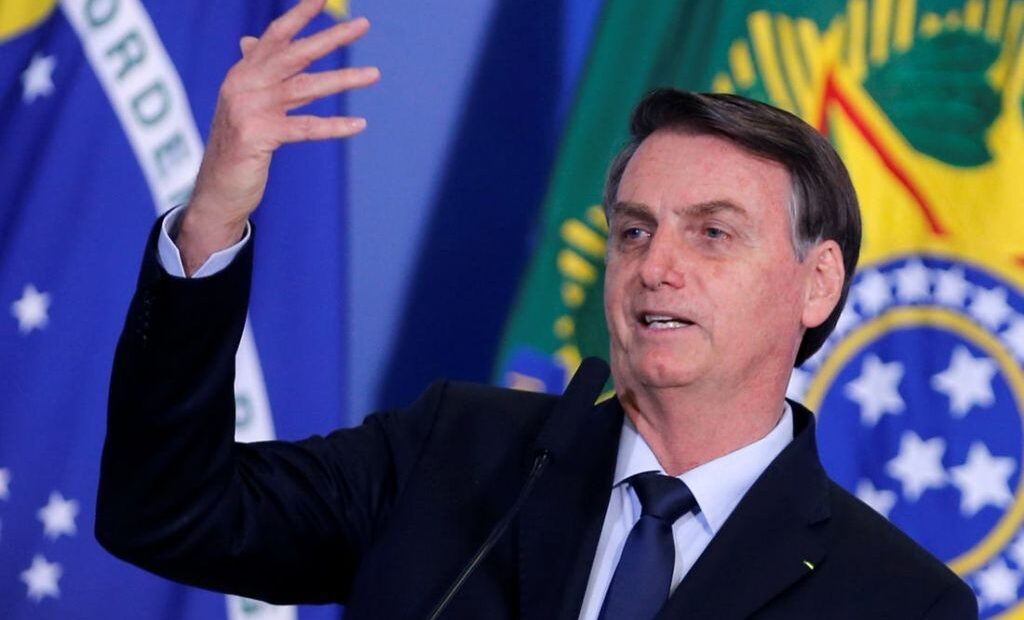 Μπολσονάρου : Εχουν πεθάνει και περισσότεροι – Εγκληματικά τα μέτρα για τον κοροναϊό