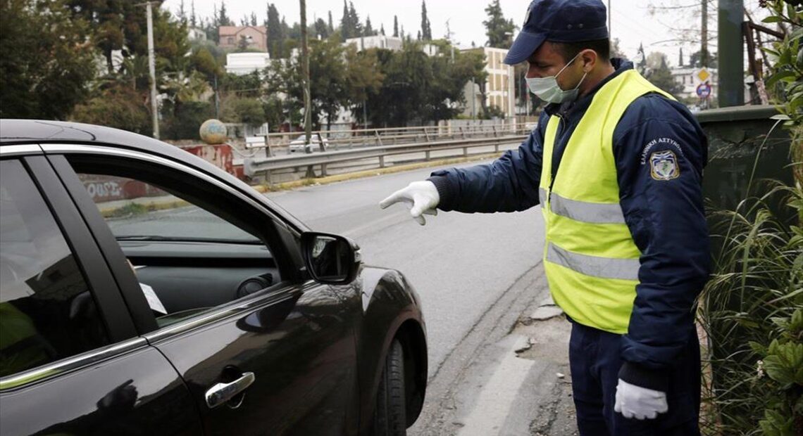 Παράταση των περιοριστικών μέτρων υπονόησε ο Τσιόδρας