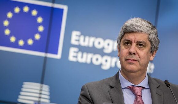 Σεντένο: Το Eurogroup θα εξετάσει την προσθήκη νέας γραμμής άμυνας κατά κορωνοϊού