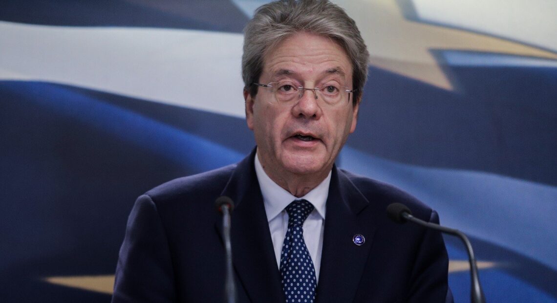 Τζεντιλόνι: Η έκδοση ευρωομολόγων δεν θα εγκριθεί ποτέ