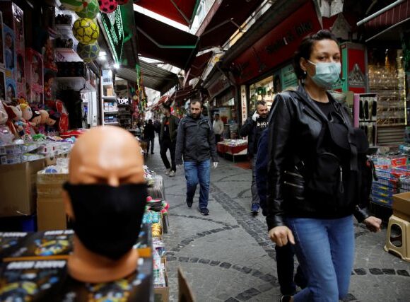 Τουρκία: Περιορισμούς στη λειτουργία των καταστημάτων λόγω κοροναϊού