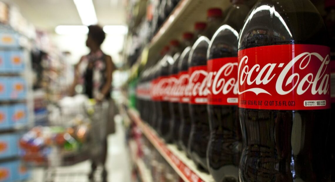 Coca cola hbc: Προχωρά σε περικοπές και πάγωμα επενδυτικών σχεδίων λόγω covid 19