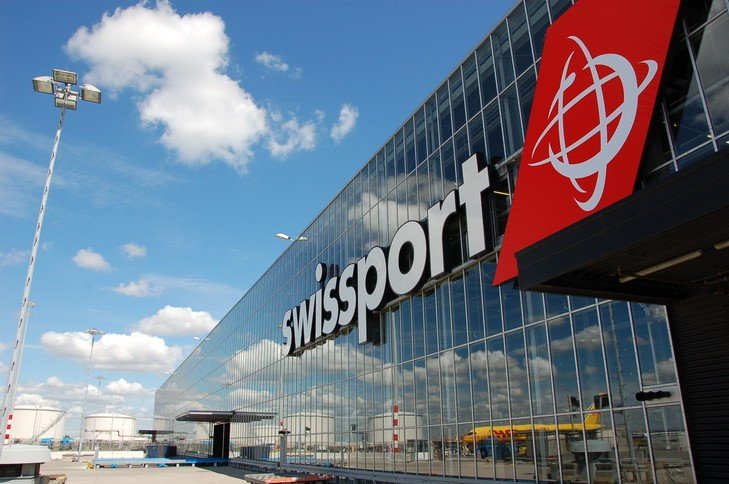 Swissport: Αναστέλλει τις εργασίες σε Αθήνα και Θεσσαλονίκη