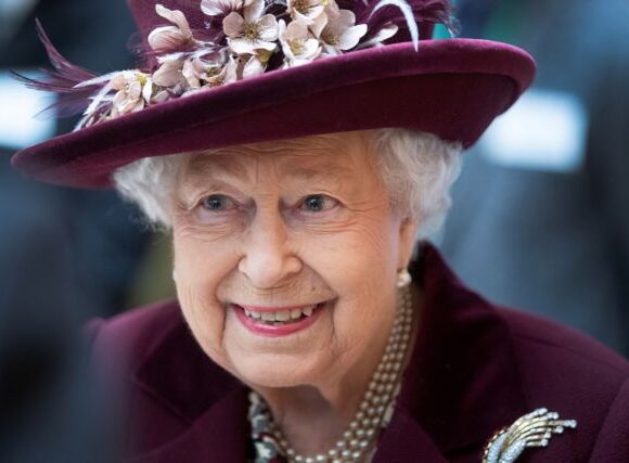 Βρετανία : Η βασίλισσα Ελισάβετ ζήτησε να μην υπάρξουν κανονιοβολισμοί για τα γενέθλιά της