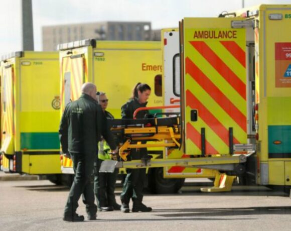 Βρετανία : Tο 8% του υγειονομικού προσωπικού είναι άρρωστο