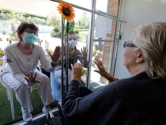 Γαλλία : 516 νέοι θάνατοι – Ετοιμασίες για άρση του Lockdown
