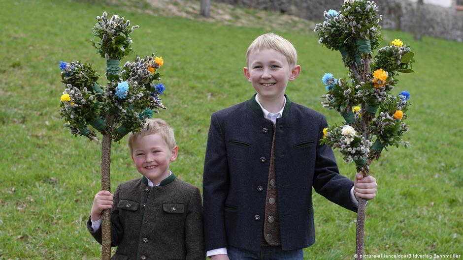 Γερμανία – κοροναϊός : Στα δικαστήρια για τις λειτουργίες του Πάσχα