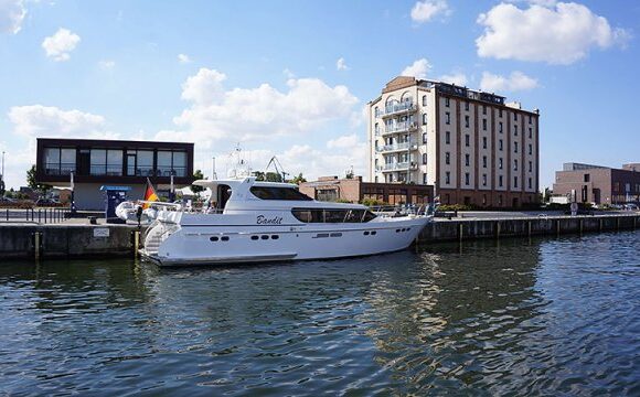 Γερμανία: Χρεοκοπεί η Multicruise λόγω της κρίσης του Κορωνοϊού