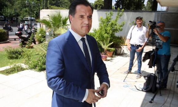 Γεωργιάδης: Δεν είναι χαμένη η φετινή χρονιά για τον τουρισμό