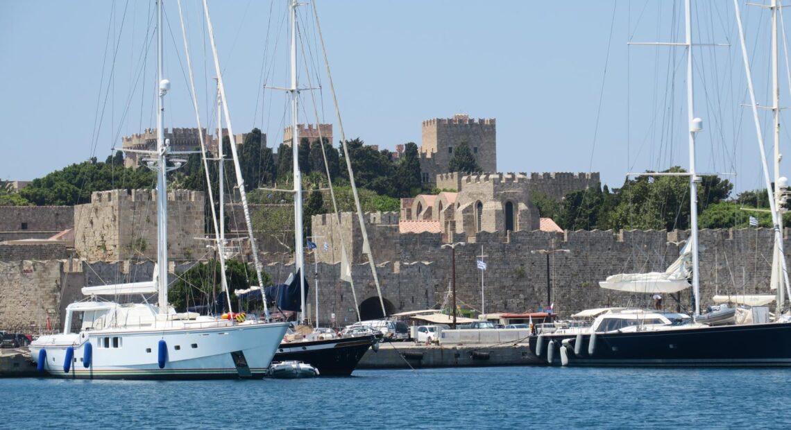 Η στρατηγική στον Τουρισμό θα κρίνει το μέγεθος της οικονομικής ύφεσης της χώρας