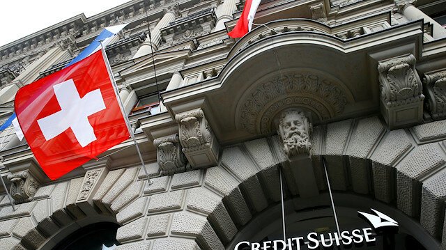 Κάν’το όπως η Ελβετία: Δωρεάν κορωνο δάνεια σε μικρομεσαίους – Αίτηση σε 1′ – Εκταμίευση δανείου σε 30′