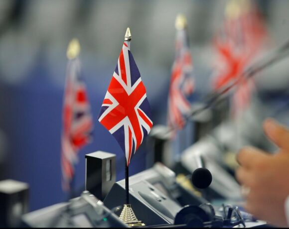 Κατά 35% μπορεί να μειωθεί το ΑΕΠ της Βρετανίας το διάστημα Απριλίου – Ιουνίου