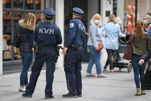 Κοροναϊός – Γερμανία : Υποχρεωτική σε όλη τη χώρα η χρήση μάσκας
