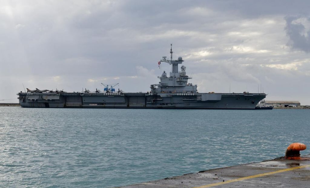 Κοροναϊός : Ευρεία διασπορά του φονικού ιού στο γαλλικό αεροπλανοφόρο «Σαρλ ντε Γκολ»