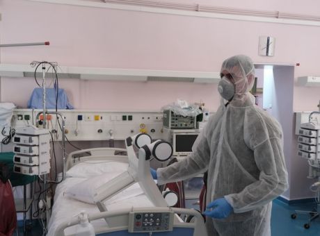 Κορωνοϊός: Τρεις νεκροί σήμερα – Στους 76 ο συνολικός απολογισμός
