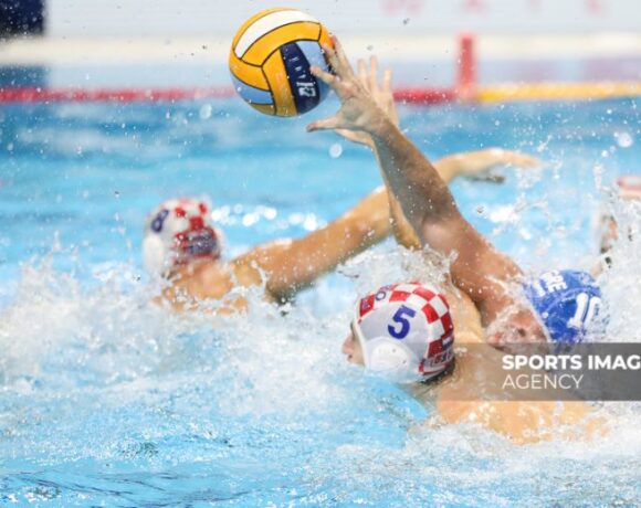 Κροατία: Ξαναμπαίνουν σε πισίνα, ανά 5 άτομα με 5μ απόσταση