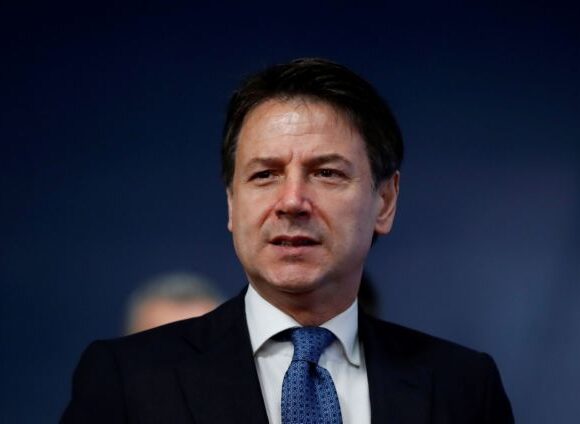 Κόντε σε Γερμανούς: Δεν γράφουμε εγχειρίδιο οικονομίας, αλλά μια σελίδα βιβλίου Ιστορίας