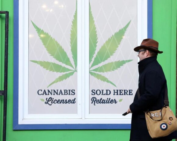 Οντάριο – κοροναϊός : Αφαιρέθηκε η κάνναβη από τα είδη βασικής ανάγκης