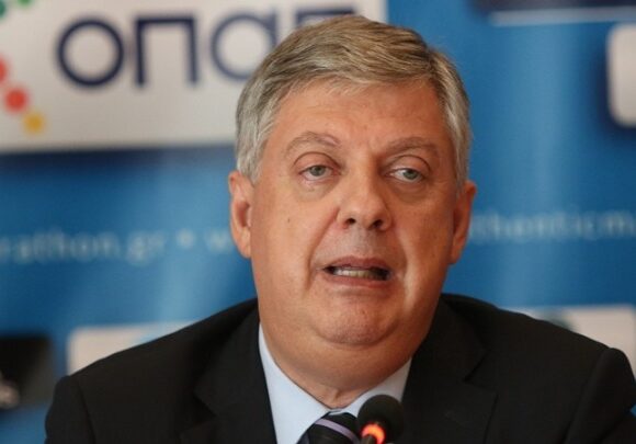 Παράσημο η κατηγορία περί «γελοιότητας» όταν προέρχεται απ’ τον Παναγόπουλο