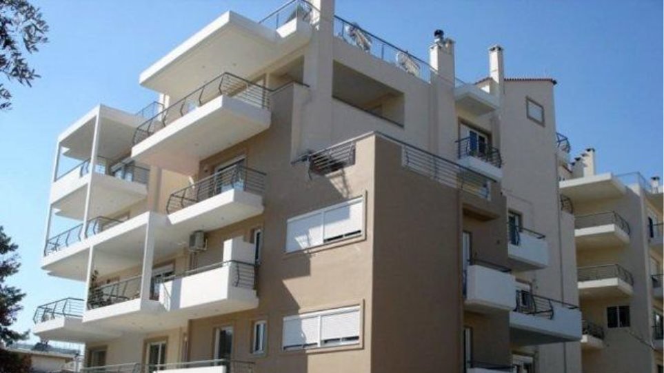 ΠΟΜΙΔΑ: Εμπαιγμός για τους ιδιοκτήτες η επέκταση της υποχρεωτικής μείωσης 40% ενοικίου