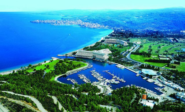 Πουλήθηκε το Porto Carras|Κατ’ αρχήν συμφωνία Στέγγου – Σαββίδη| Αυτό είναι το τίμημα