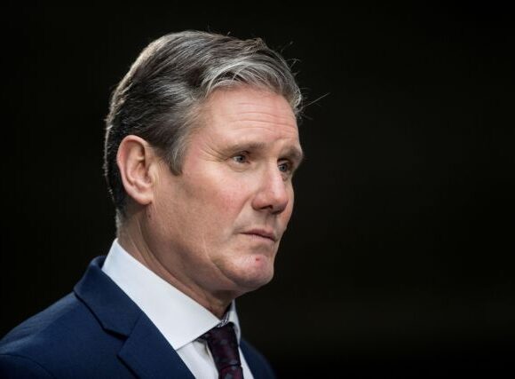 Στάρμερ : Σοβαρά λάθη Τζόνσον με τον κοροναϊό στη Βρετανία