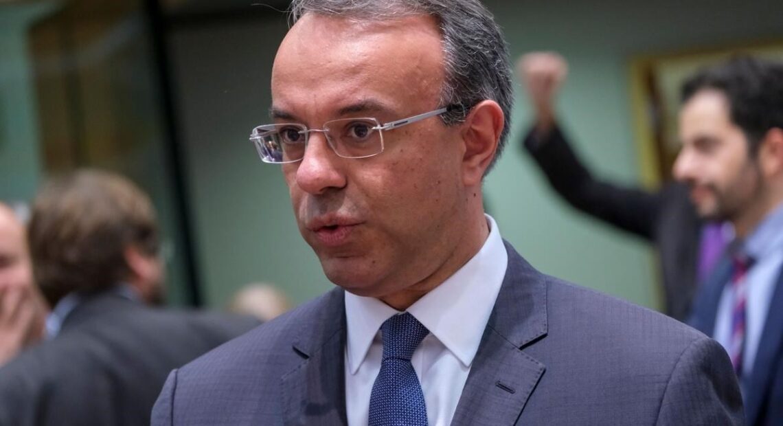 Σταϊκούρας: Και άλλα «800 ευρώ» τον Μάιο για τους εργαζόμενους