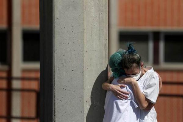 Στην κόψη του ξυραφιού η Ευρώπη – Κινείται μεταξύ κοροναϊού και εφιαλτικού αύριο