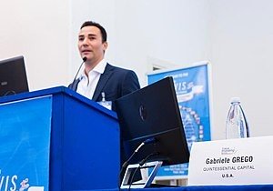 Στο στόχαστρο του Qcm η Akazoo, ελληνικών συμφερόντων εταιρεία του Nasdaq