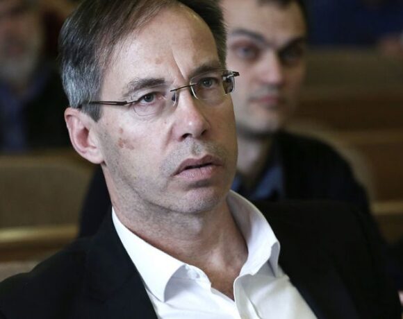 Συστάθηκε και πιάνει δουλειά η υγειονομική επιστημονική επιτροπή