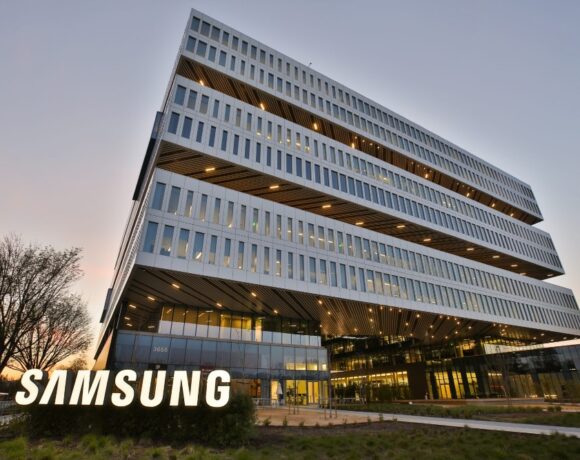 Τα επόμενα Galaxy Smartphones θα έχουν οθόνη κατασκευής Boe;