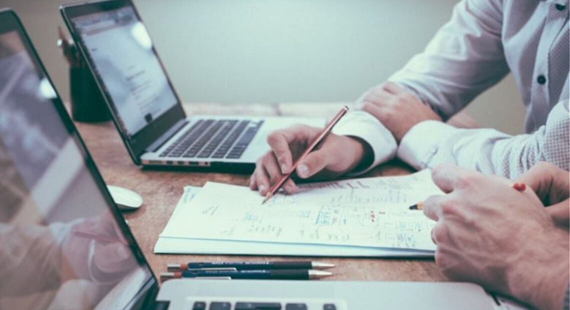 Υπογράφηκε η ΚΥΑ για τα 600 ευρώ στους επιστήμονες – Τι προβλέπει