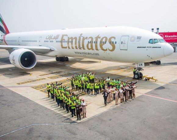 Emirates: Η πρώτη αεροπορική που προσφέρει επιτόπου εξέταση για κορωνοϊό