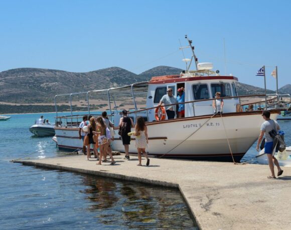 Greece Looking At Domestic Tourism To Jumpstart Sector After Covid 19