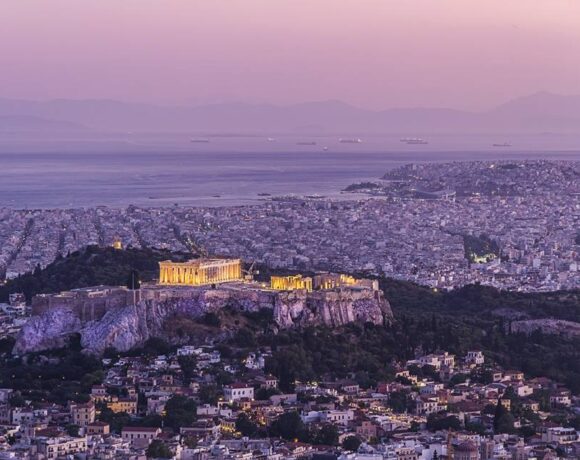 Greece To Gradually Ease Covid 19 Lockdown Measures At Month’s End