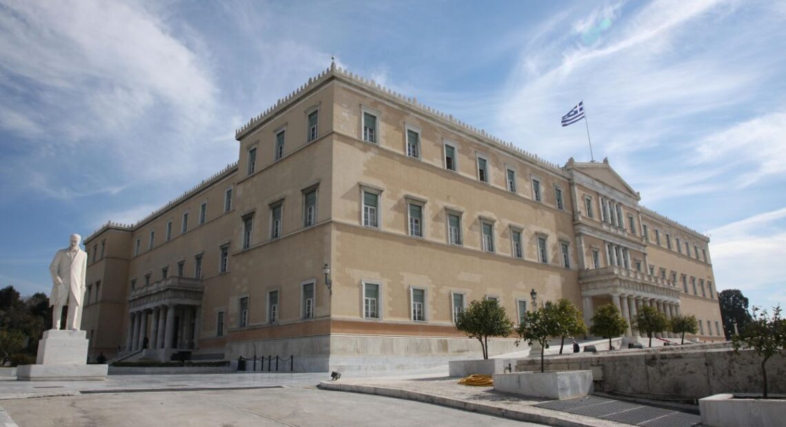 Greece To Lift Covid 19 Restrictions In Stages Starting May 4