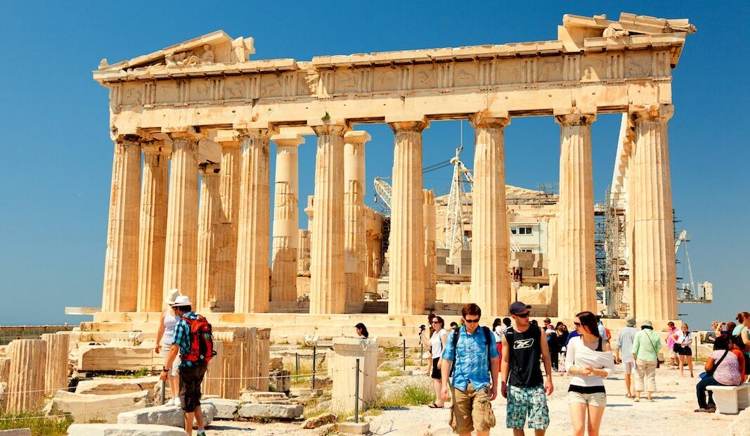 Independent: «Κλειδί» για την «ισοπέδωση» της καμπύλης στην Ελλάδα οι γρήγορες αποφάσεις