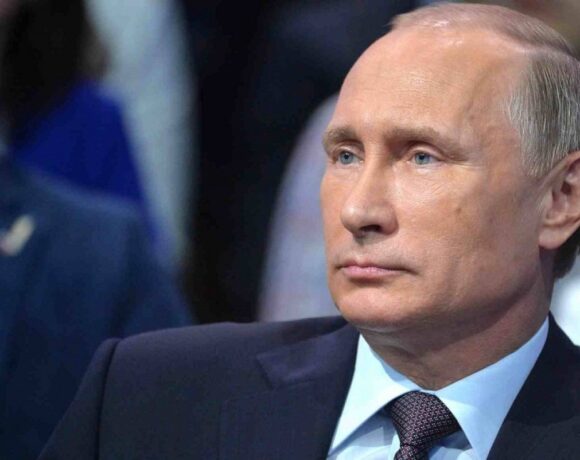 Reuters: Η Ρωσία μπορεί να χρειαστεί επιπλέον δανεισμό $20 δισ